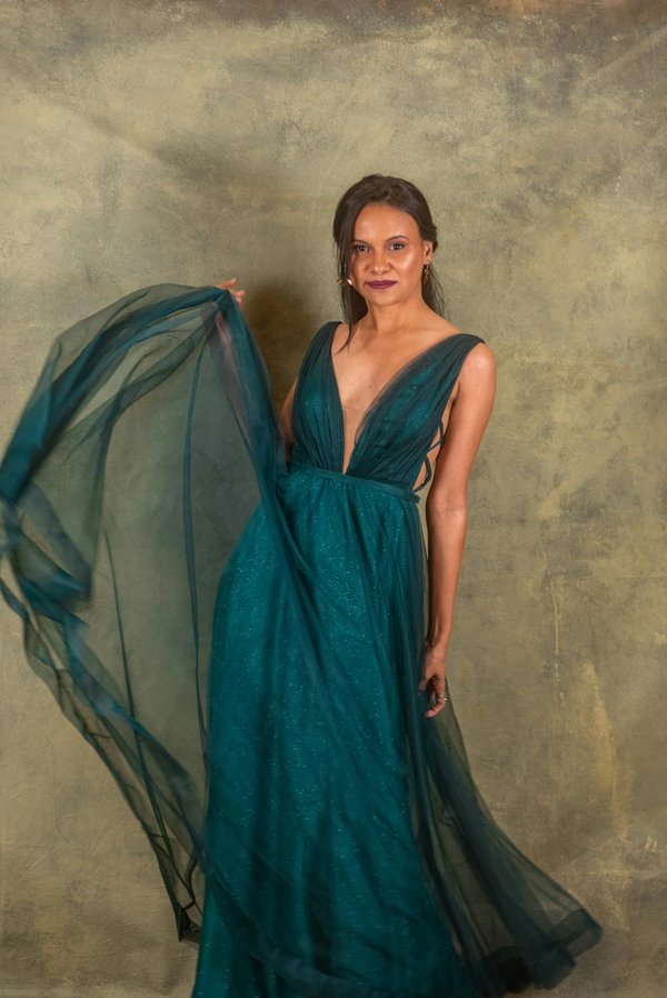 Trouvez la tenue parfaite avec la sélection de robes décolletées